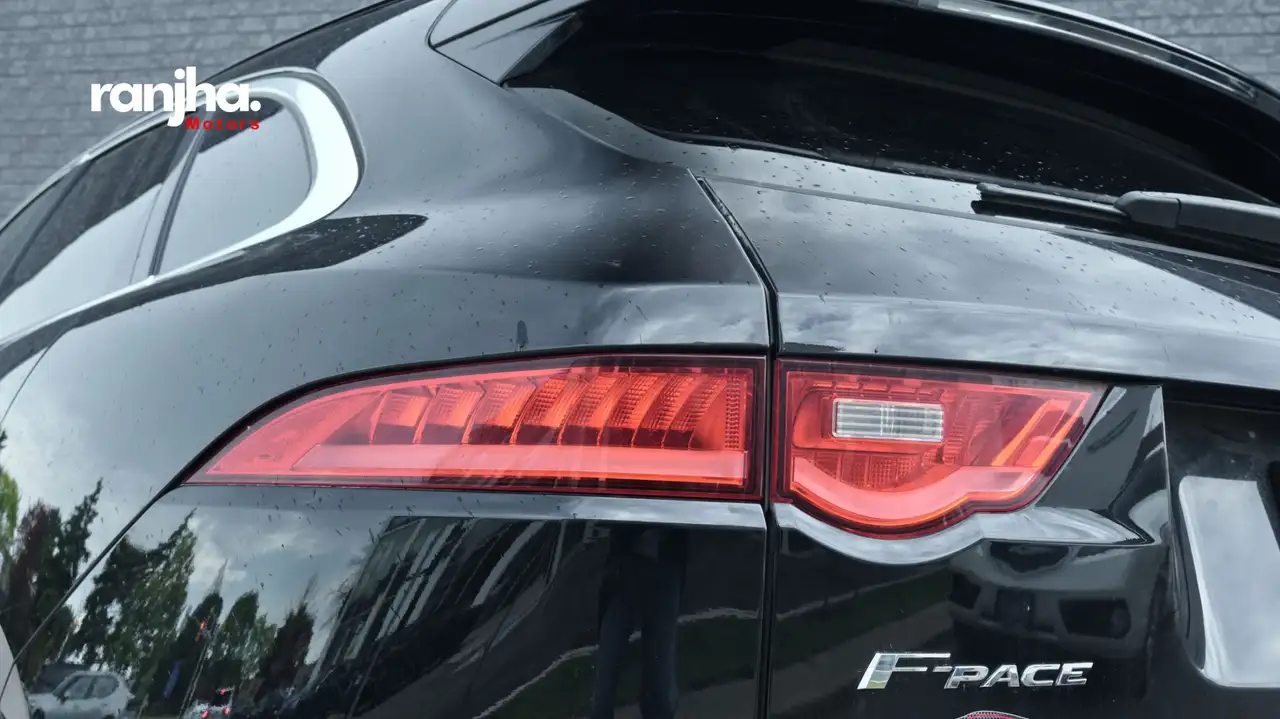 Jaguar F-Pace снимка Jaguar F-Pace
