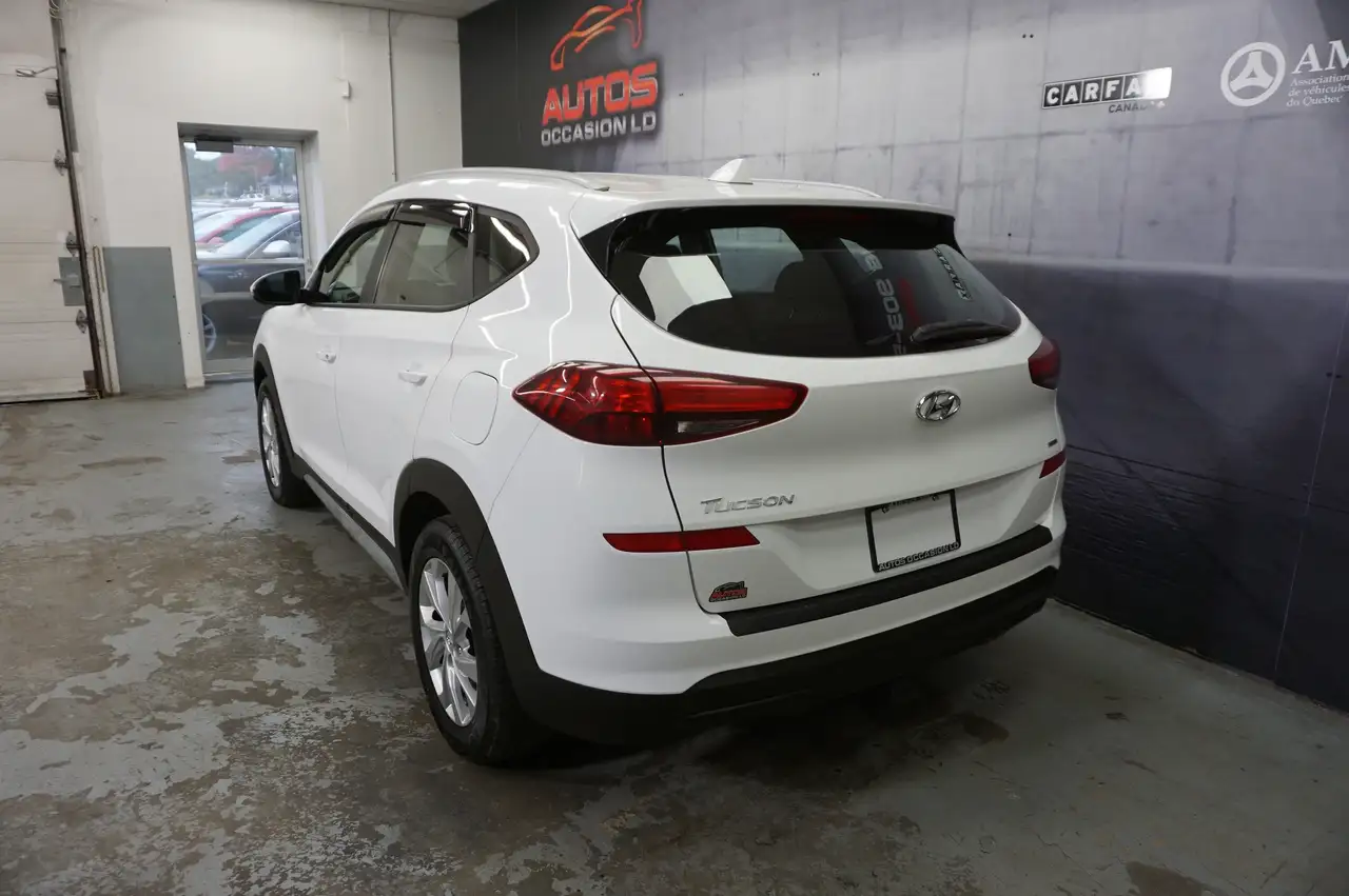 Hyundai TUCSON снимка Hyundai TUCSON