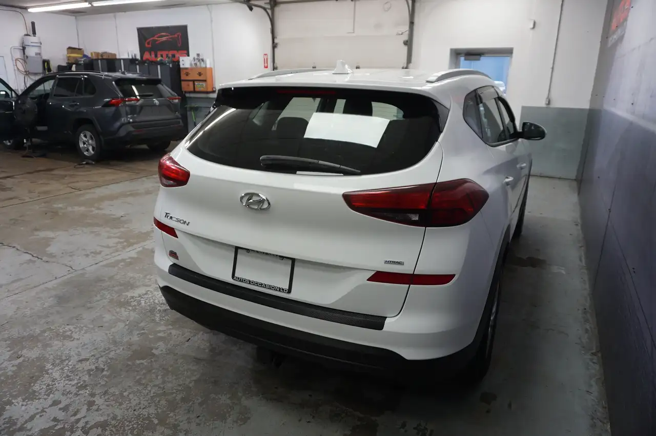 Hyundai TUCSON снимка Hyundai TUCSON