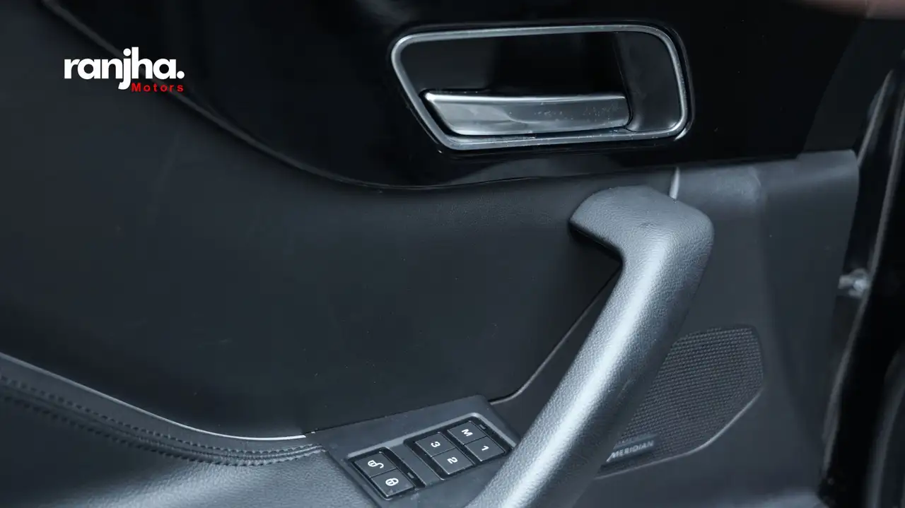 Jaguar F-Pace снимка Jaguar F-Pace