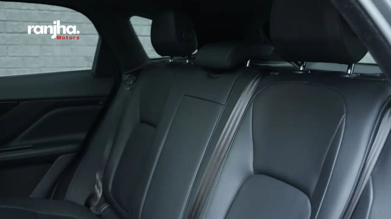 Jaguar F-Pace снимка Jaguar F-Pace