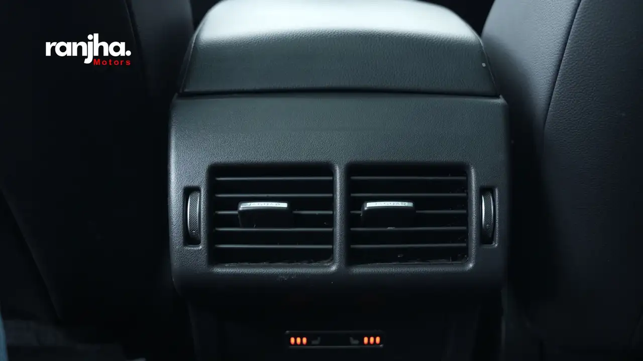 Jaguar F-Pace снимка Jaguar F-Pace