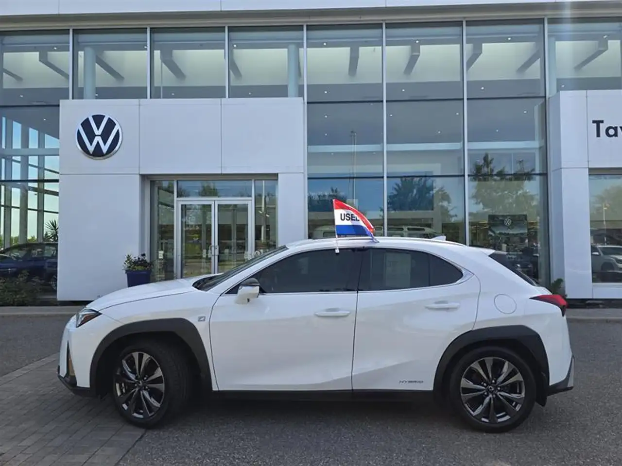 Lexus UX снимка Lexus UX