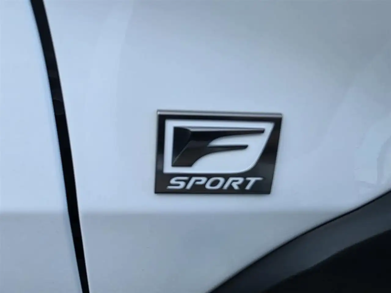 Lexus UX снимка Lexus UX