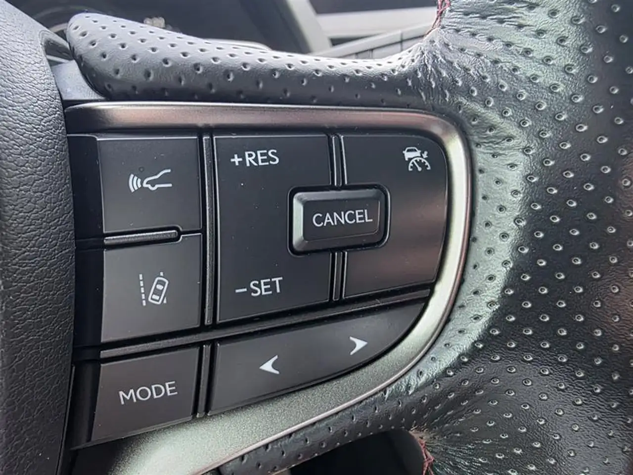 Lexus UX снимка Lexus UX