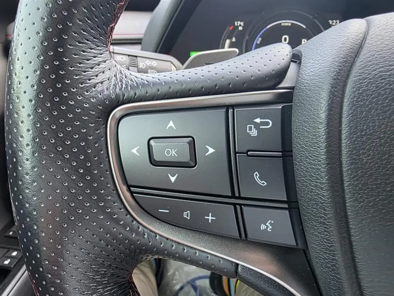 Lexus UX снимка Lexus UX