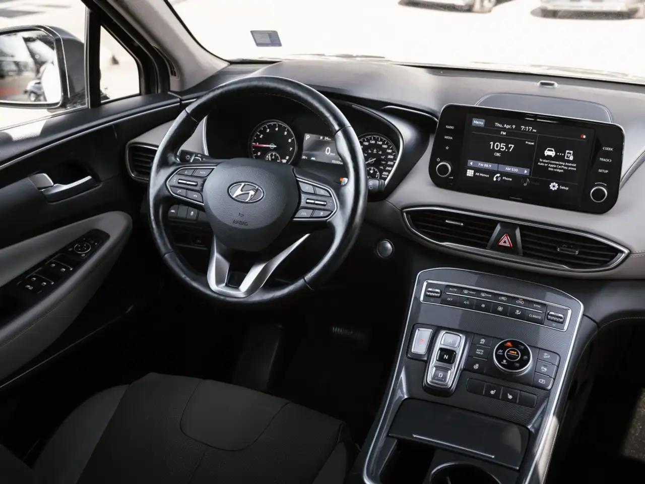 Hyundai SANTA FE снимка Hyundai SANTA FE