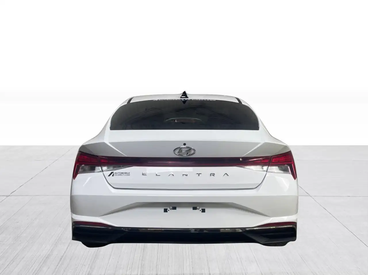 Hyundai ELANTRA снимка Hyundai ELANTRA