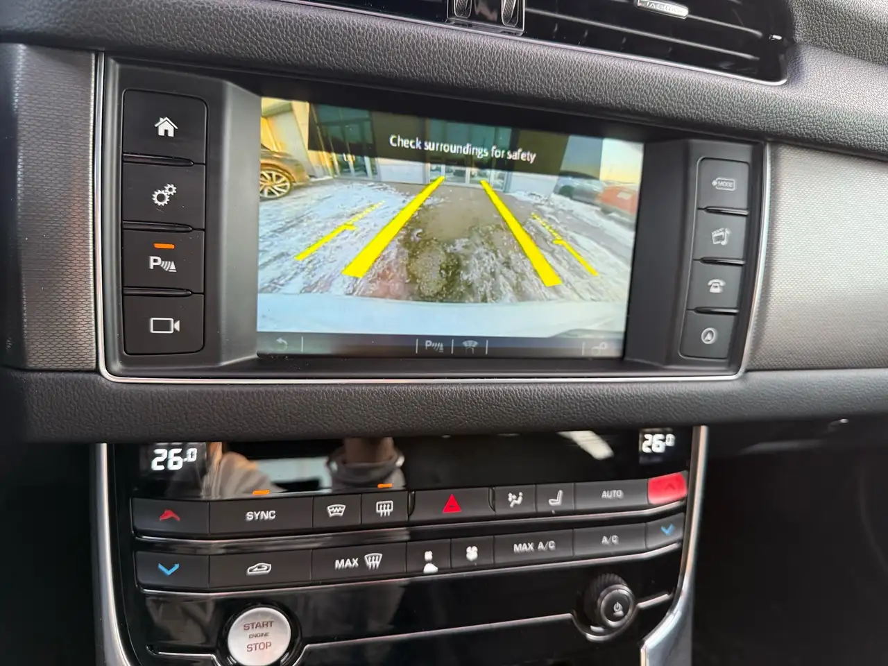 Jaguar XF photo Jaguar XF