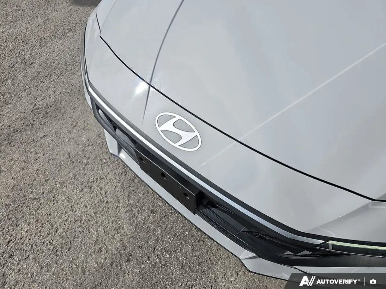 Hyundai ELANTRA снимка Hyundai ELANTRA
