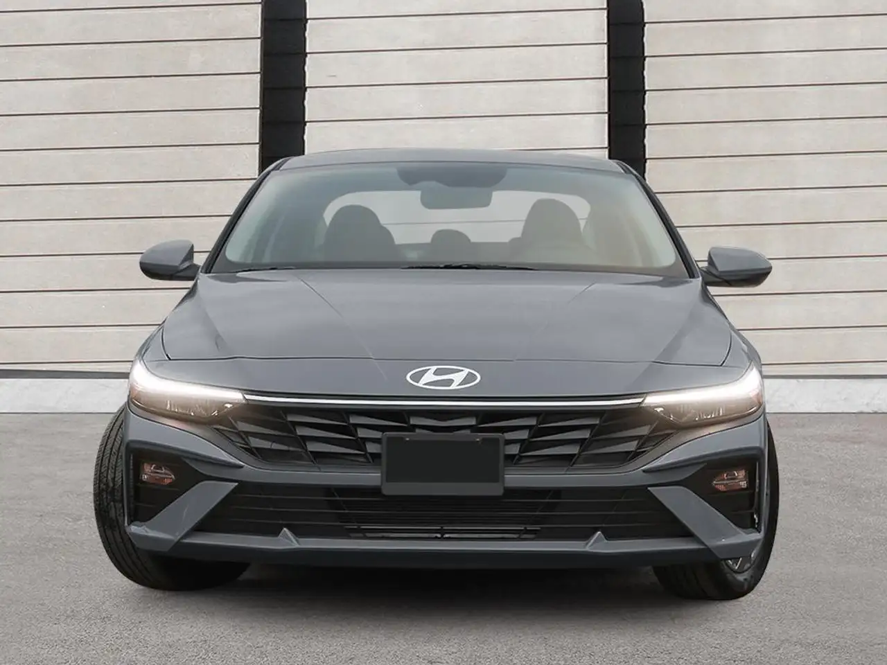 Hyundai ELANTRA fotografie Hyundai ELANTRA