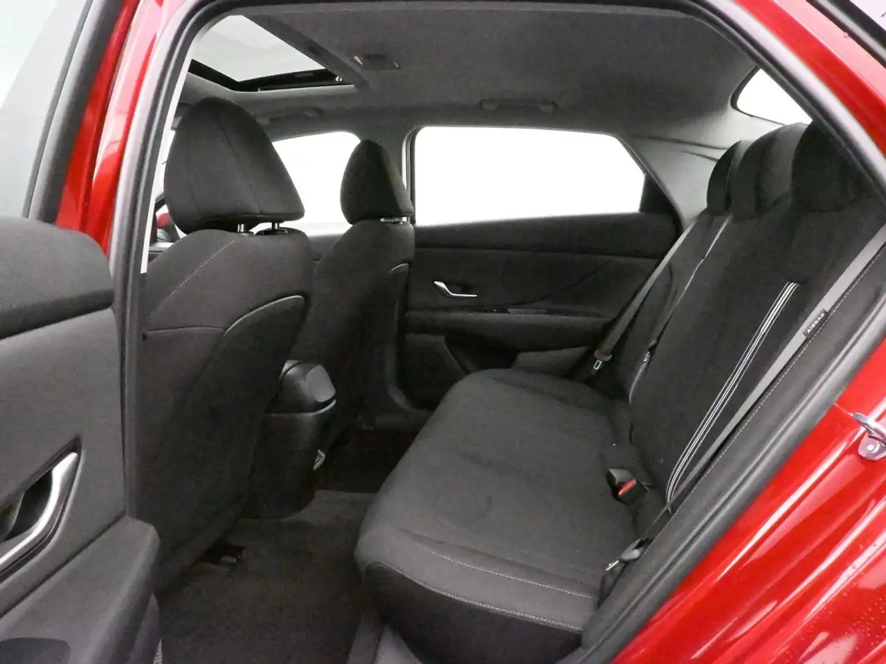 Hyundai ELANTRA снимка Hyundai ELANTRA
