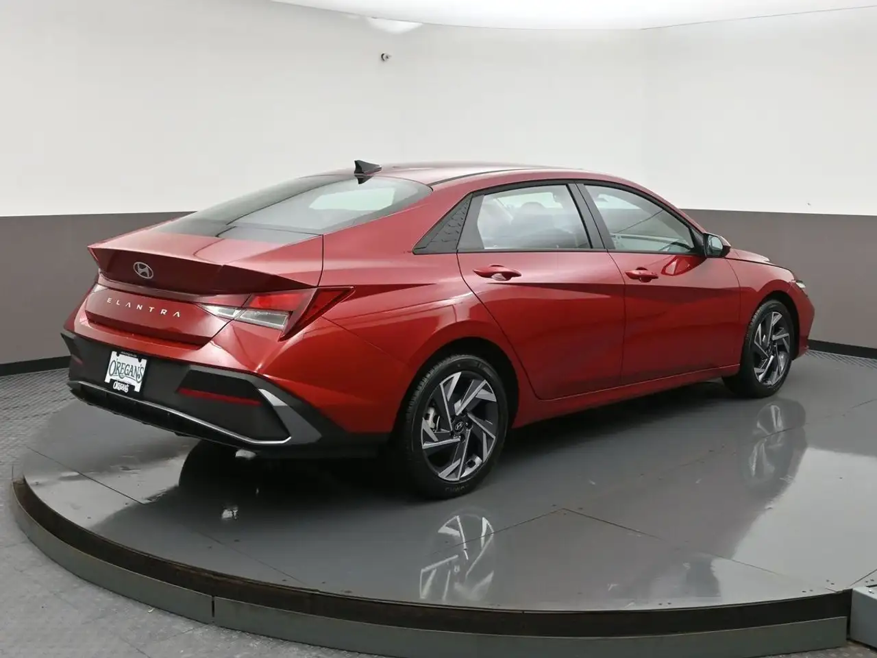 Hyundai ELANTRA снимка Hyundai ELANTRA