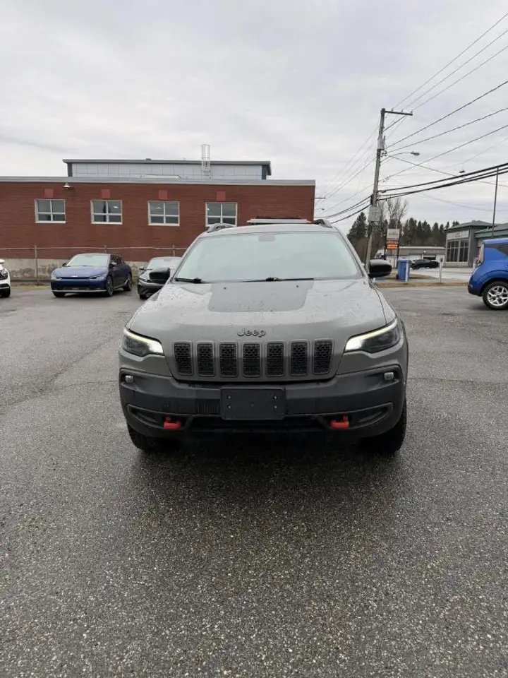 Jeep Cherokee снимка Jeep Cherokee