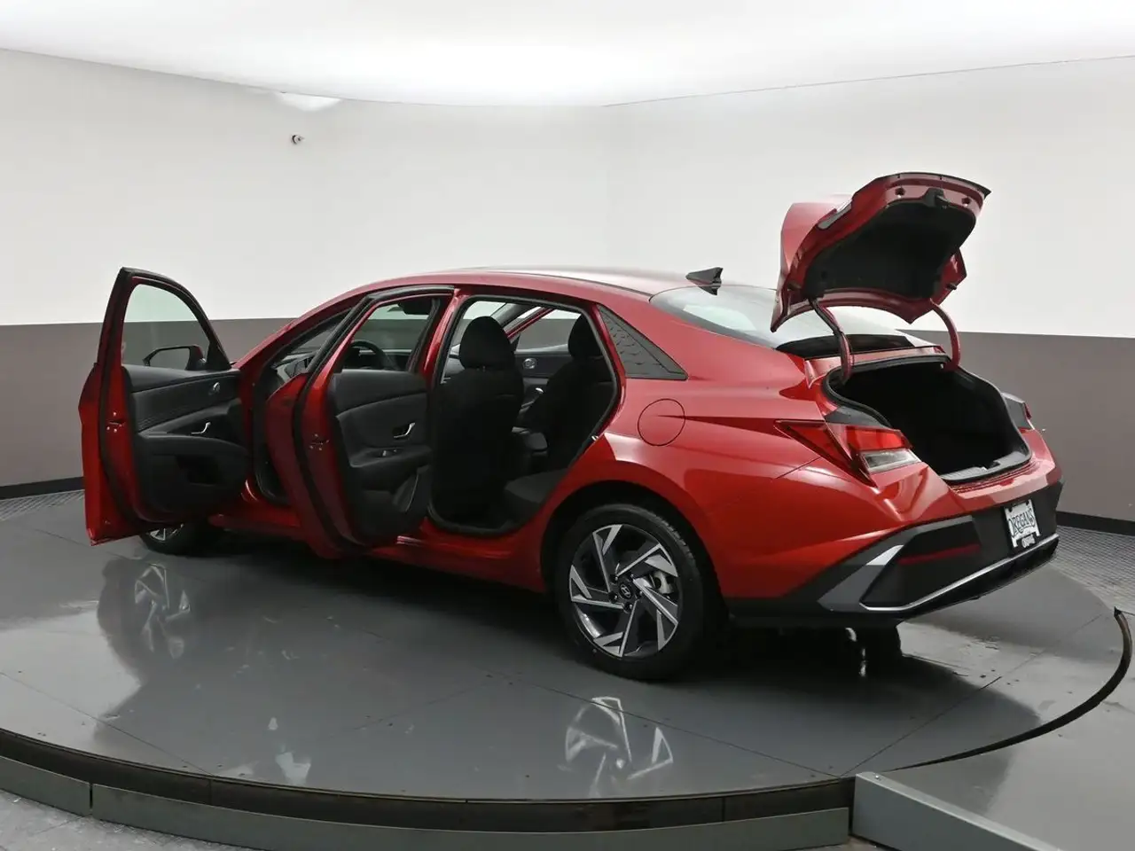 Hyundai ELANTRA снимка Hyundai ELANTRA