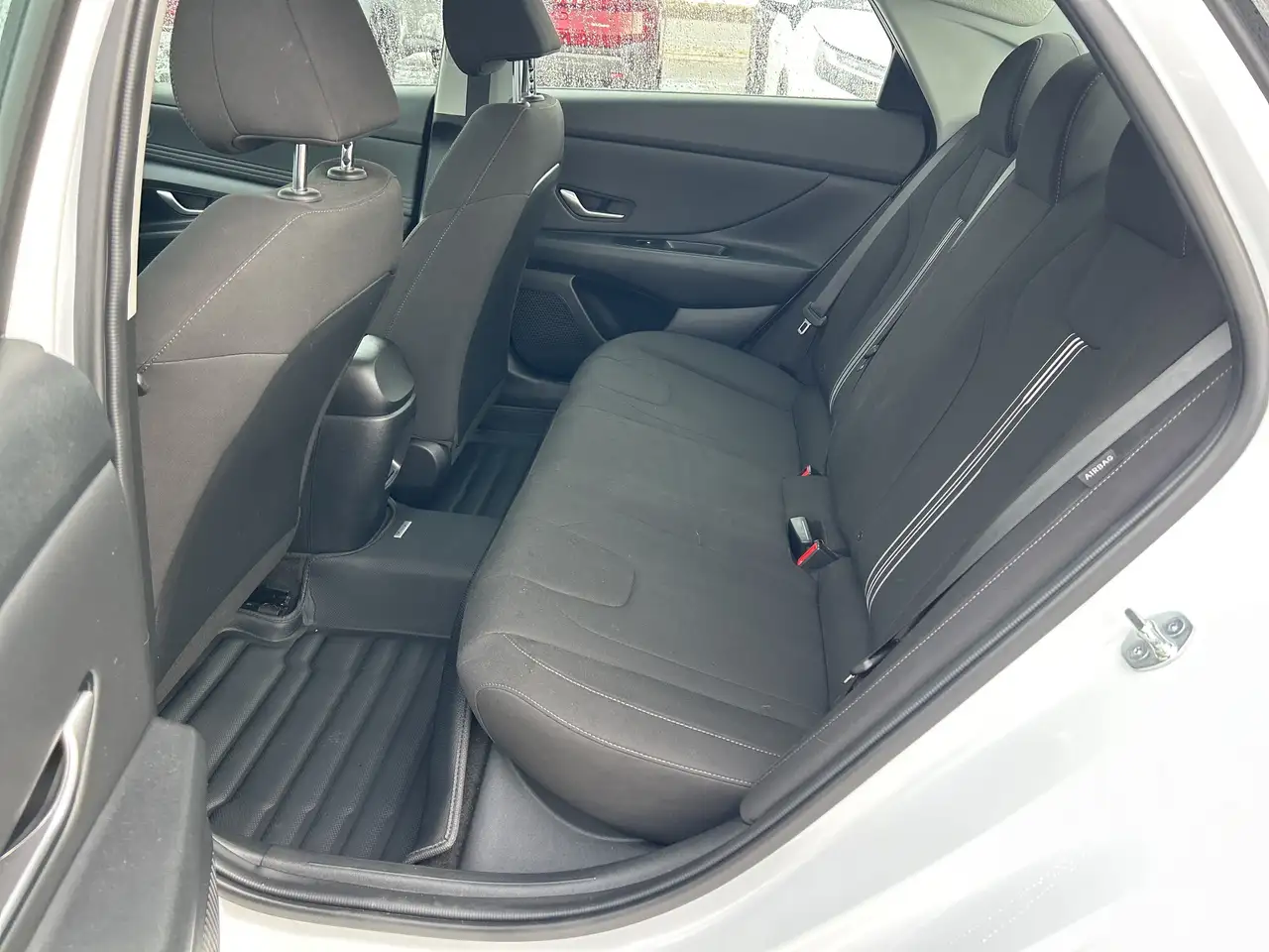 Hyundai ELANTRA снимка Hyundai ELANTRA