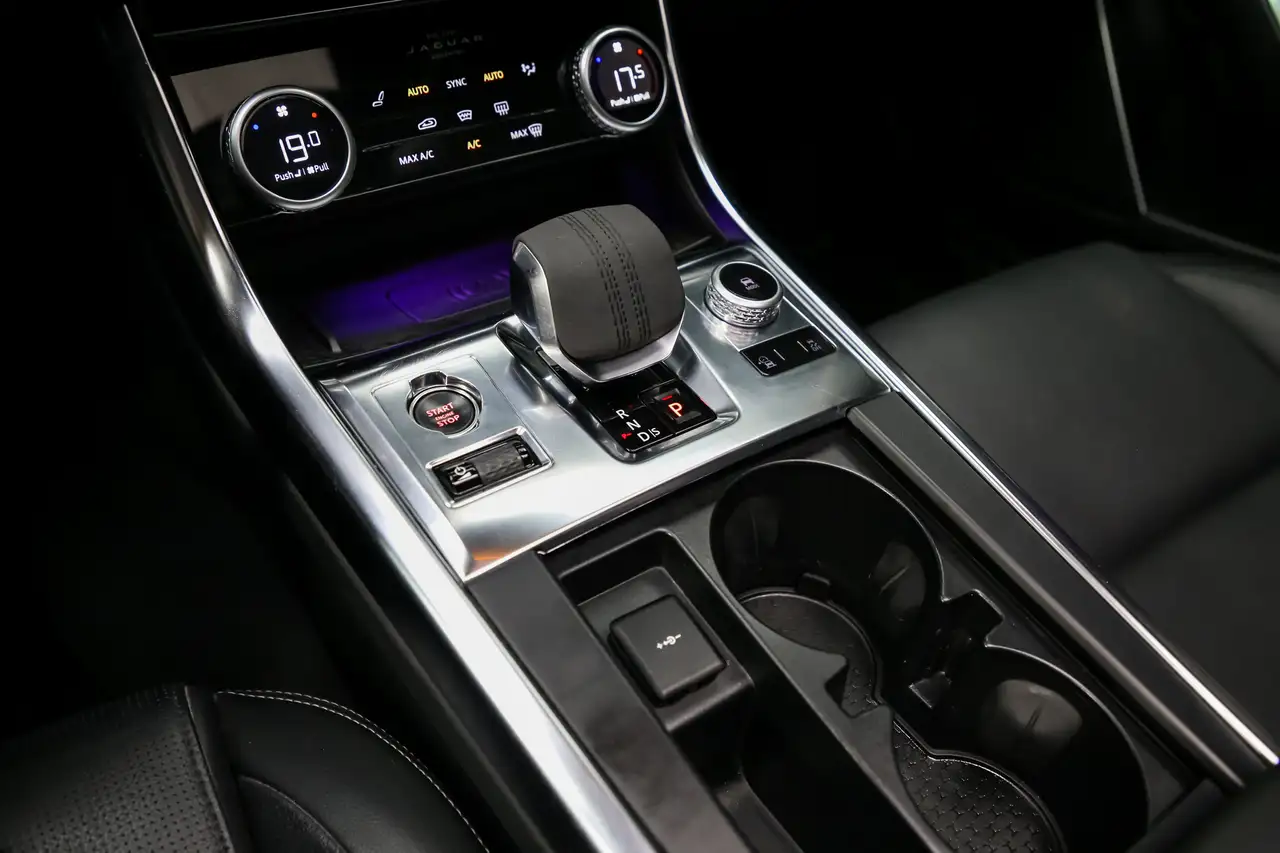 Jaguar XF fotografie Jaguar XF