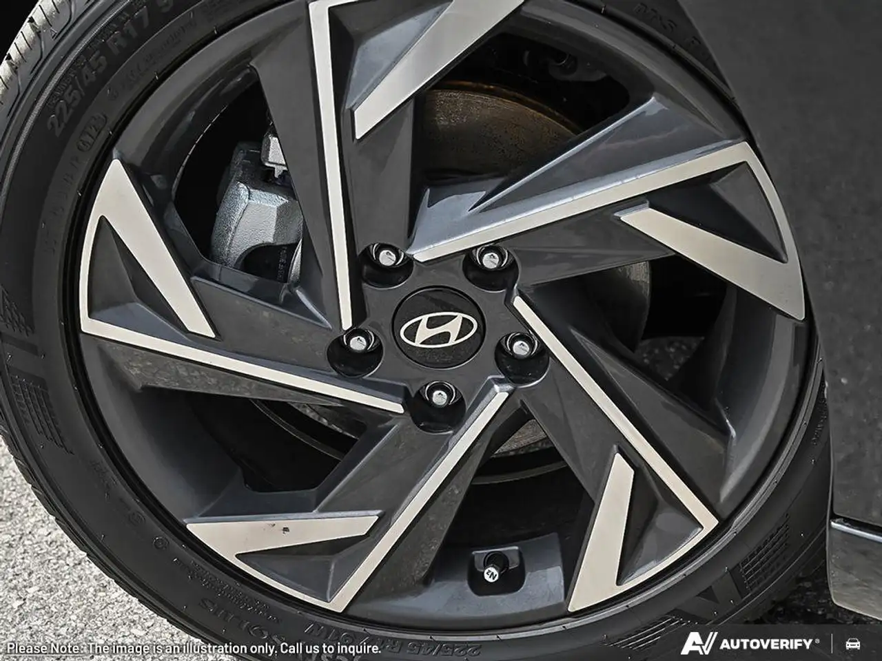 Hyundai ELANTRA photo Hyundai ELANTRA
