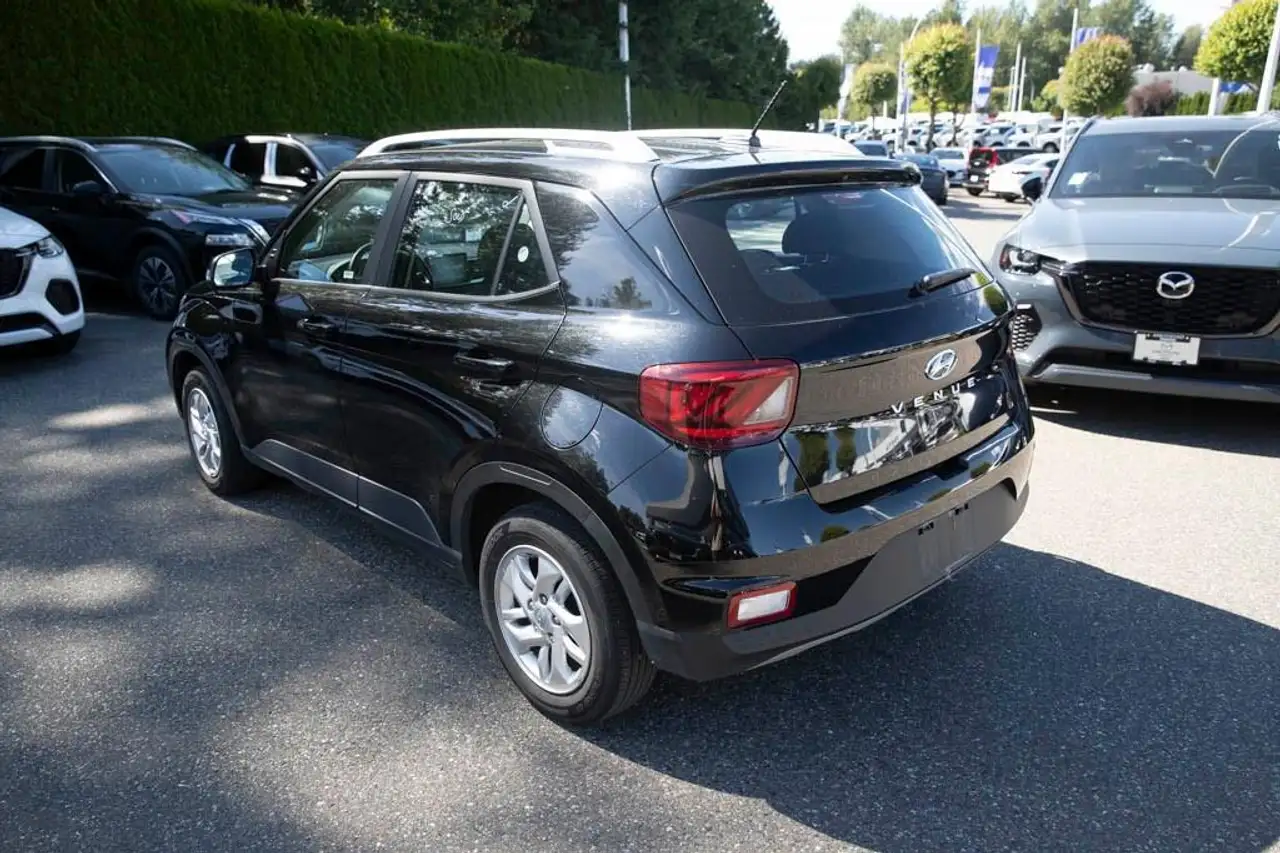 Hyundai Venue photo Hyundai Venue