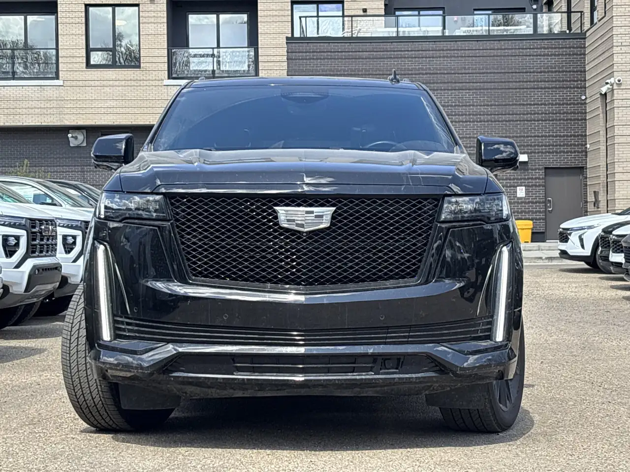 Cadillac Escalade снимка Cadillac Escalade