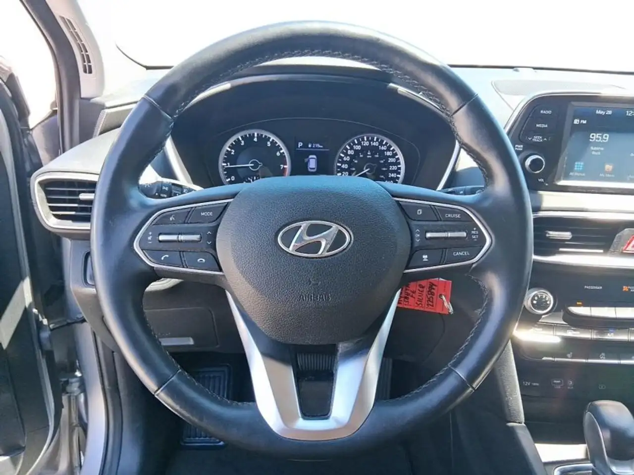 Hyundai SANTA FE photo Hyundai SANTA FE
