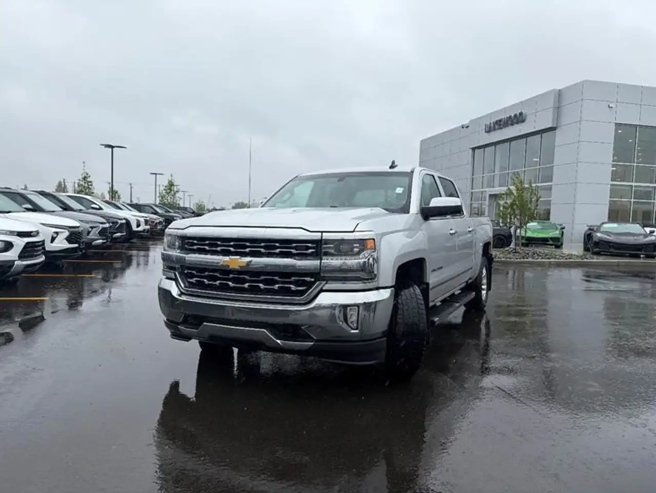 Chevrolet Silverado 1500 photo Chevrolet Silverado 1500