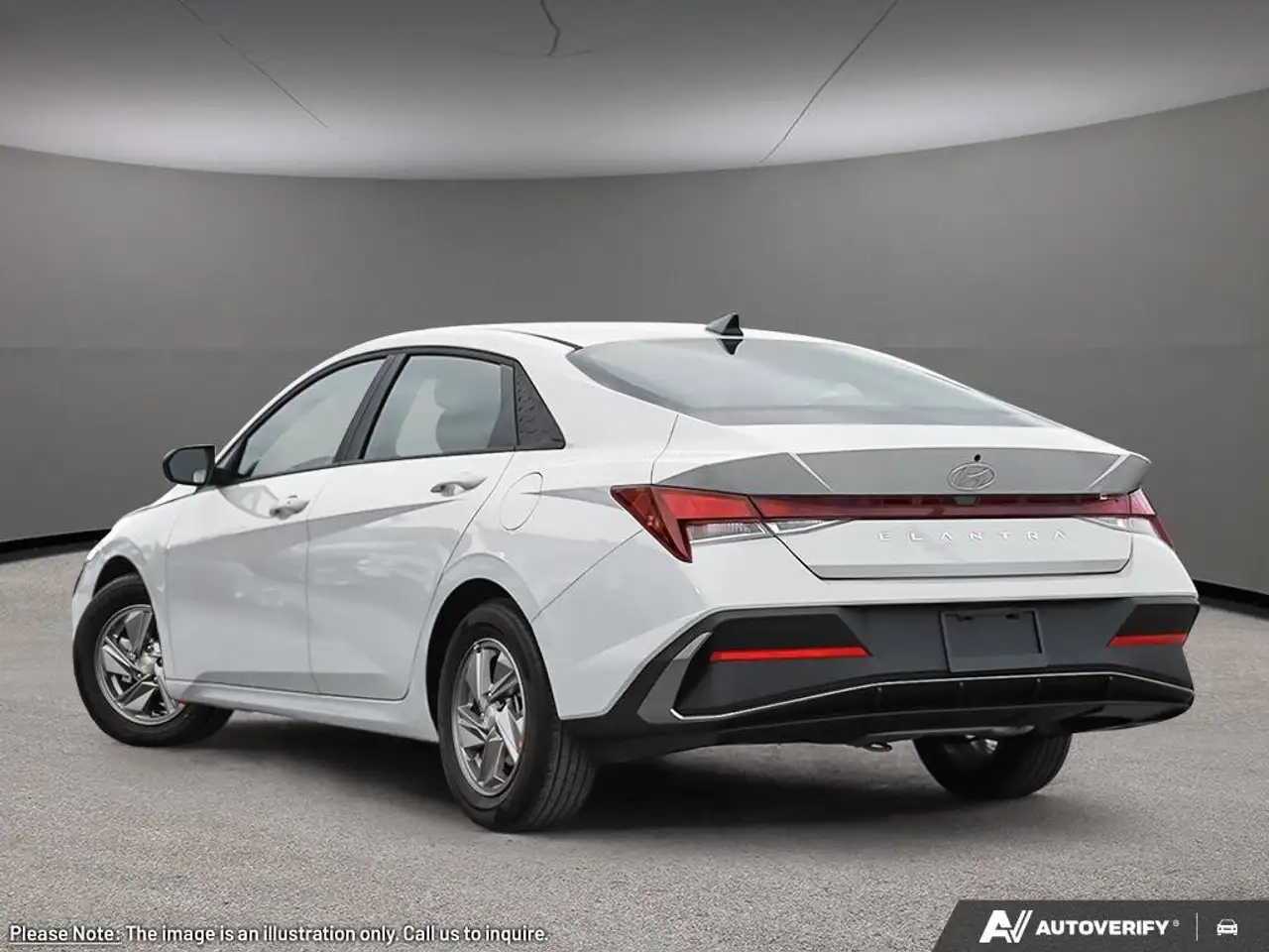 Hyundai ELANTRA photo Hyundai ELANTRA