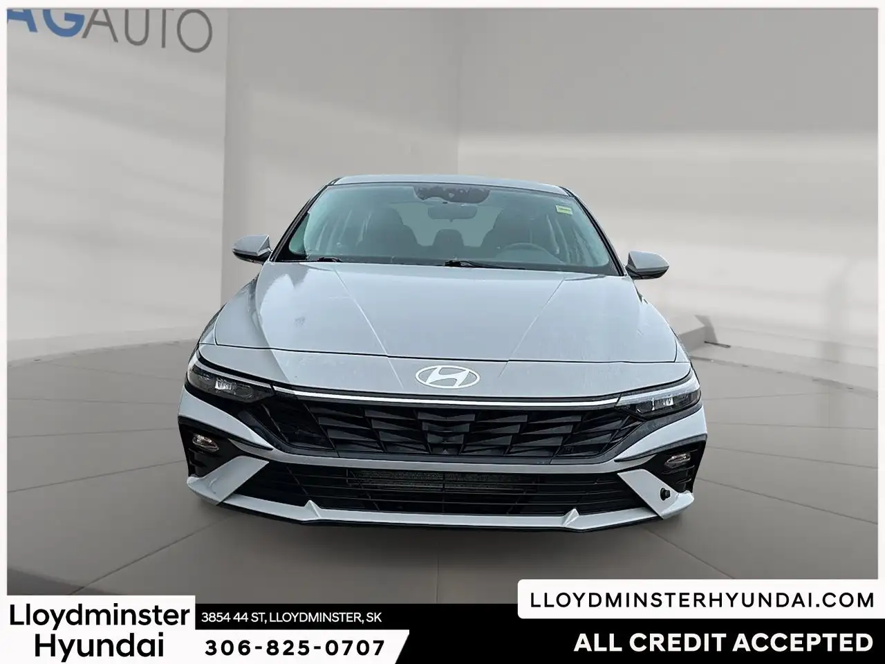Hyundai ELANTRA fotografie Hyundai ELANTRA