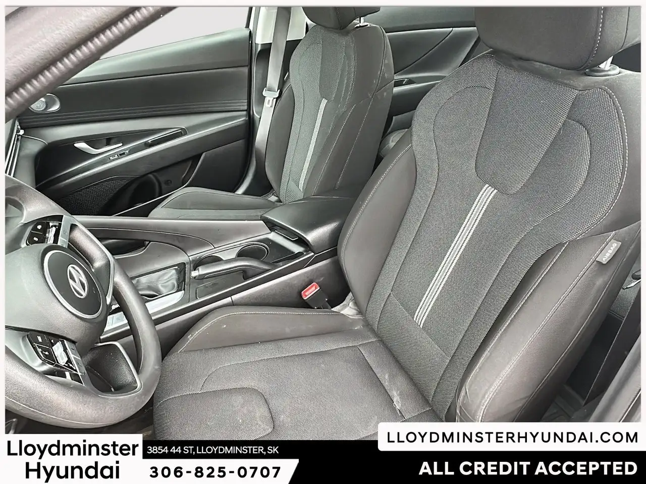Hyundai ELANTRA fotografie Hyundai ELANTRA