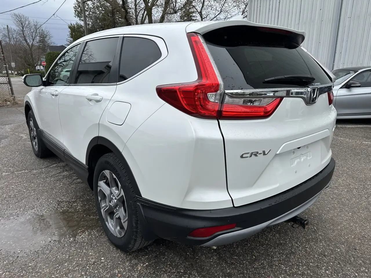 Honda CR-V photo Honda CR-V