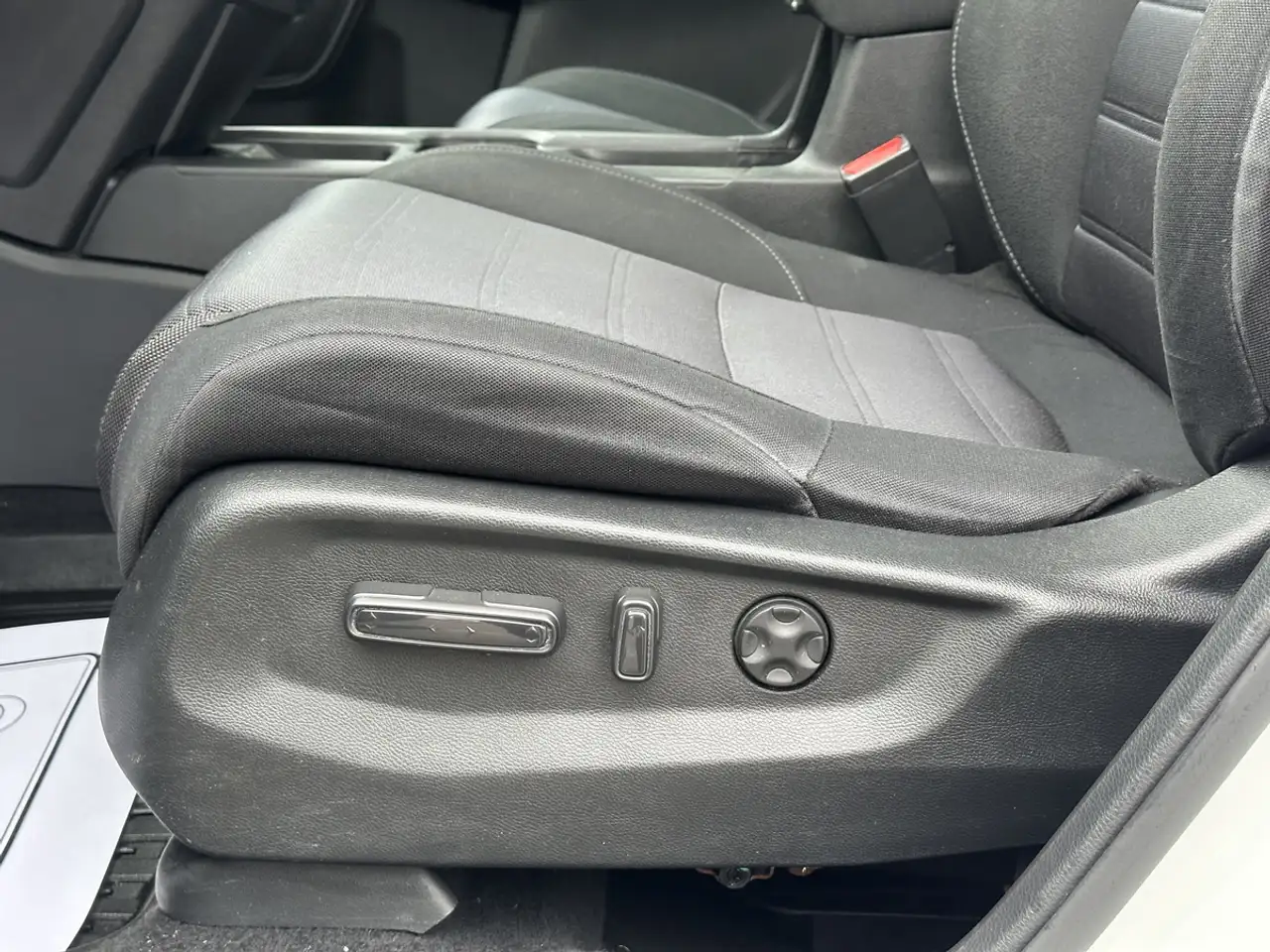 Honda CR-V photo Honda CR-V