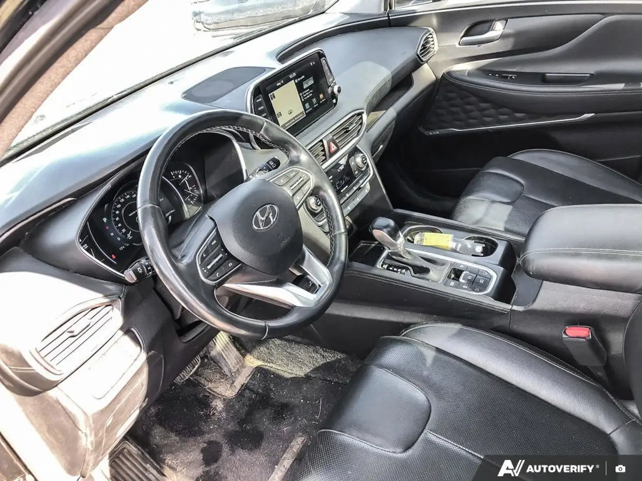 Hyundai SANTA FE снимка Hyundai SANTA FE