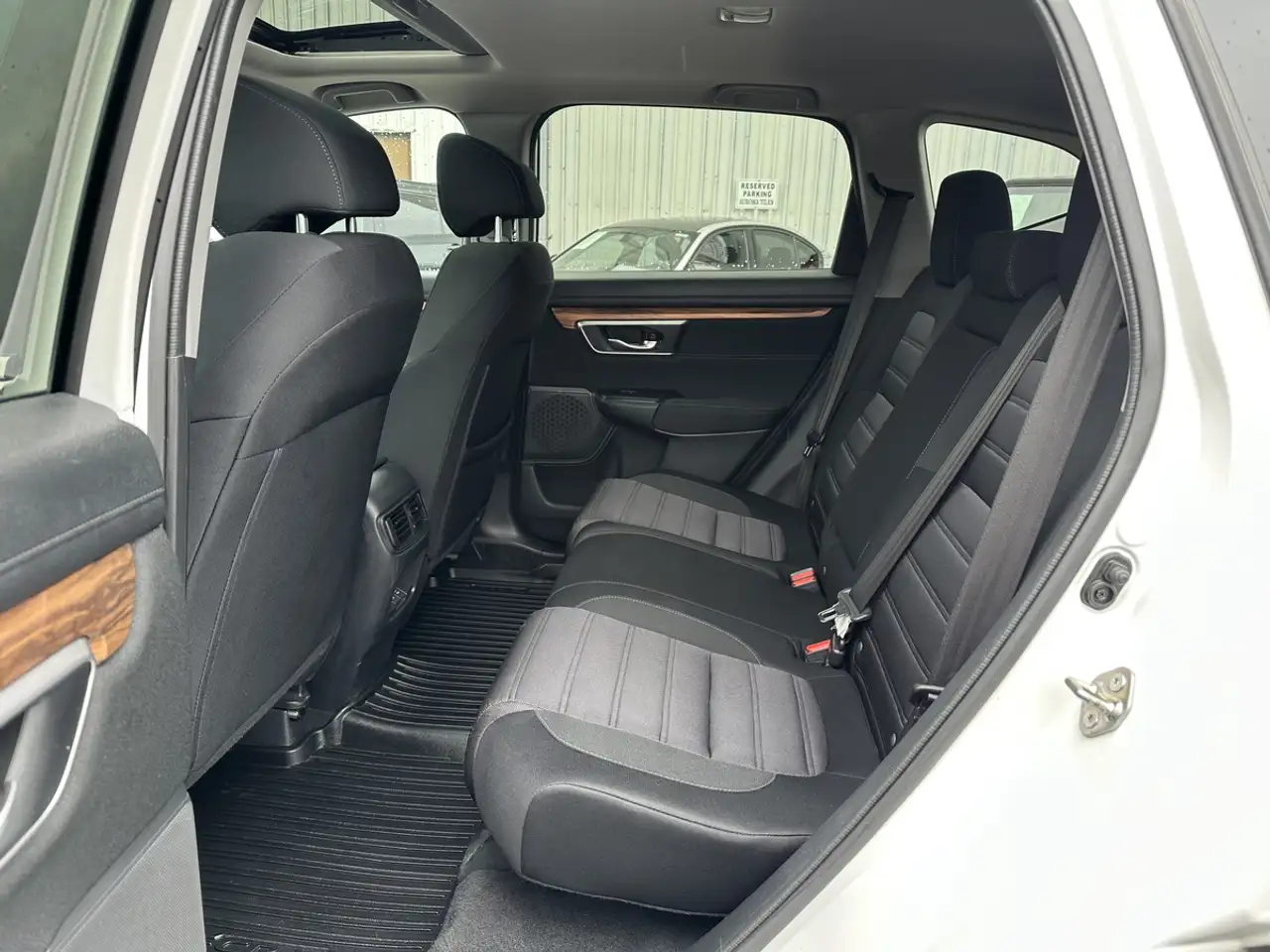 Honda CR-V photo Honda CR-V