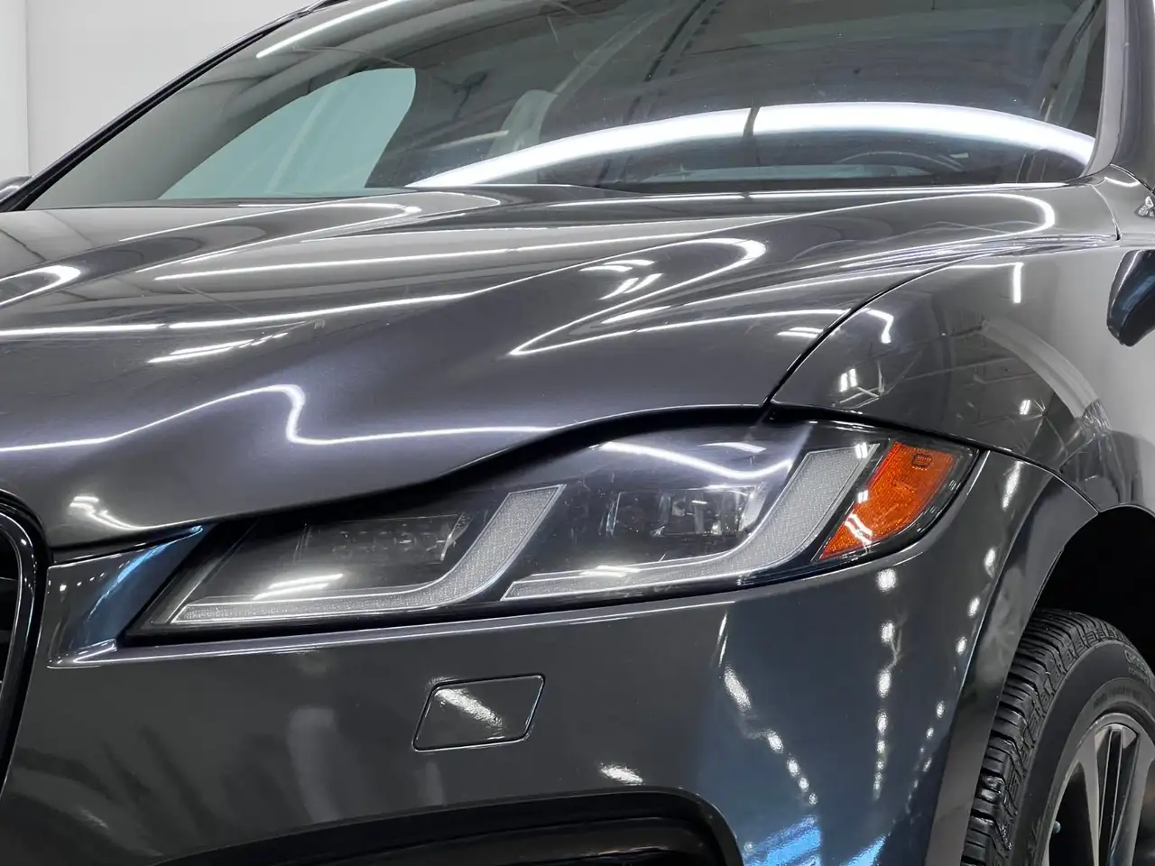 Jaguar F-Pace снимка Jaguar F-Pace