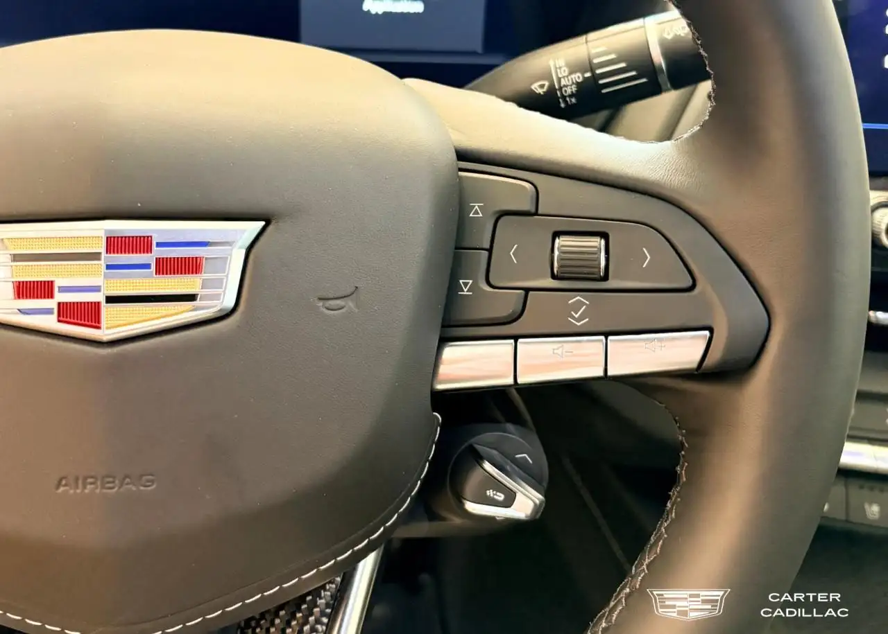 Cadillac CT4-V снимка Cadillac CT4-V