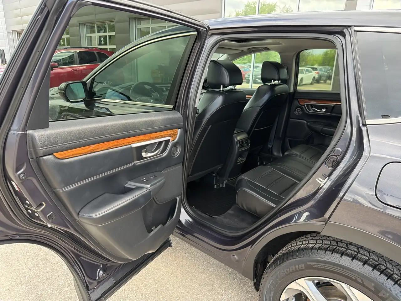 Honda CR-V photo Honda CR-V