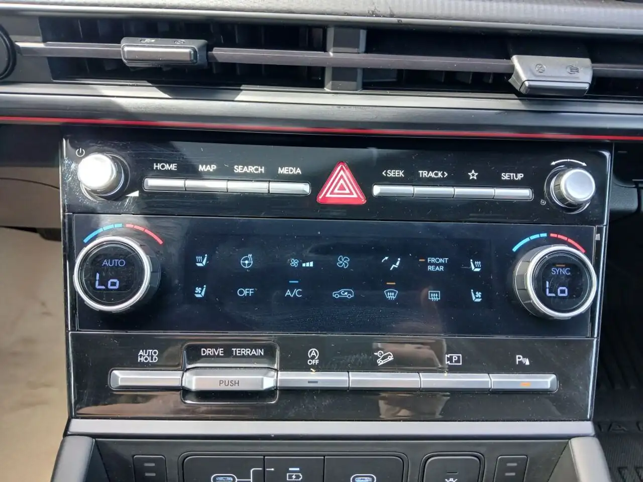 Hyundai SANTA FE снимка Hyundai SANTA FE
