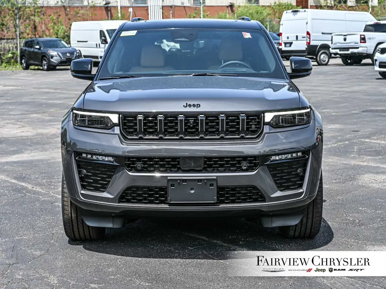 Jeep Grand Cherokee снимка Jeep Grand Cherokee