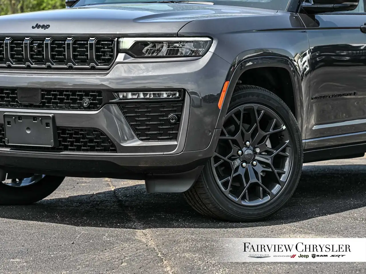 Jeep Grand Cherokee снимка Jeep Grand Cherokee