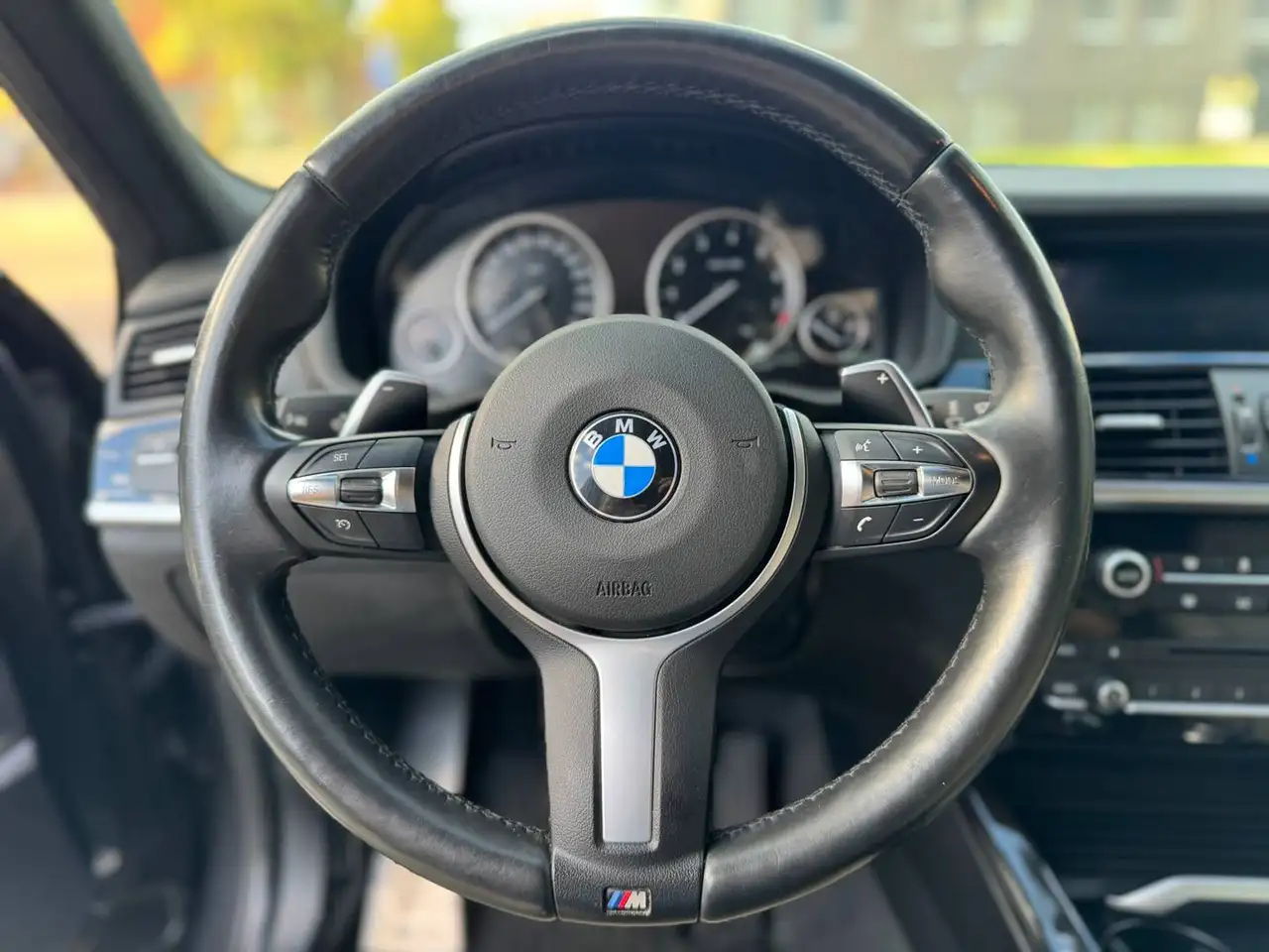 BMW X4 photo BMW X4