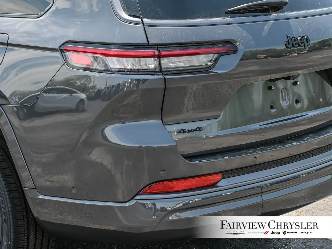 Jeep Grand Cherokee снимка Jeep Grand Cherokee