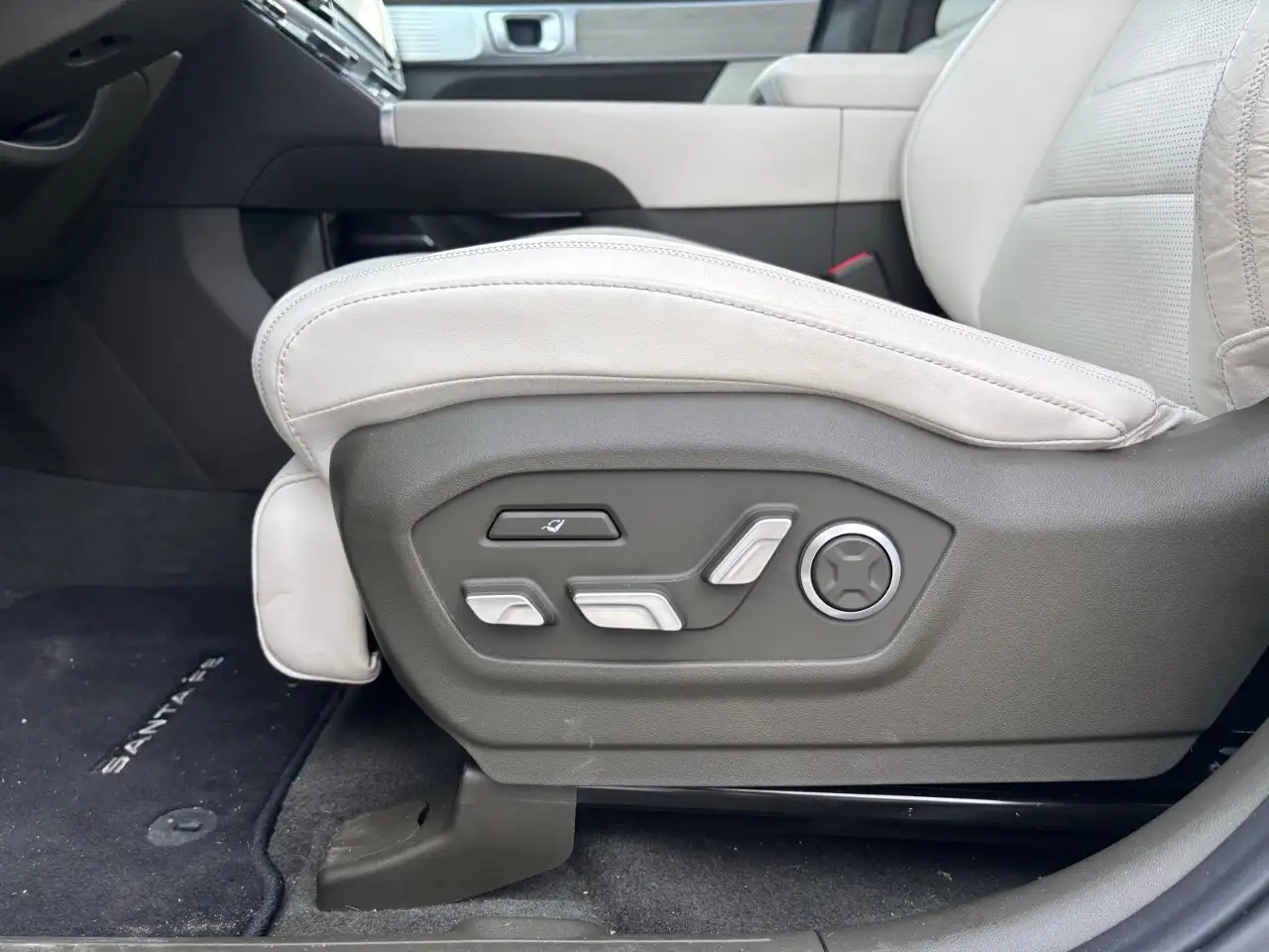 Hyundai SANTA FE снимка Hyundai SANTA FE