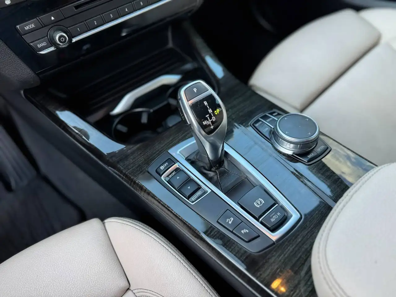 BMW X4 photo BMW X4