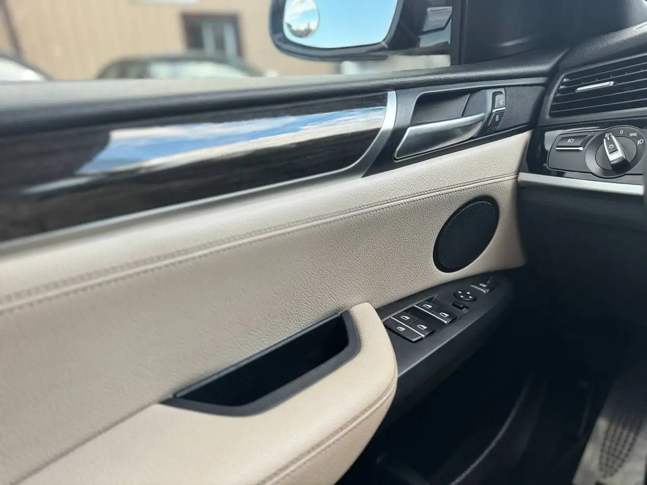BMW X4 photo BMW X4
