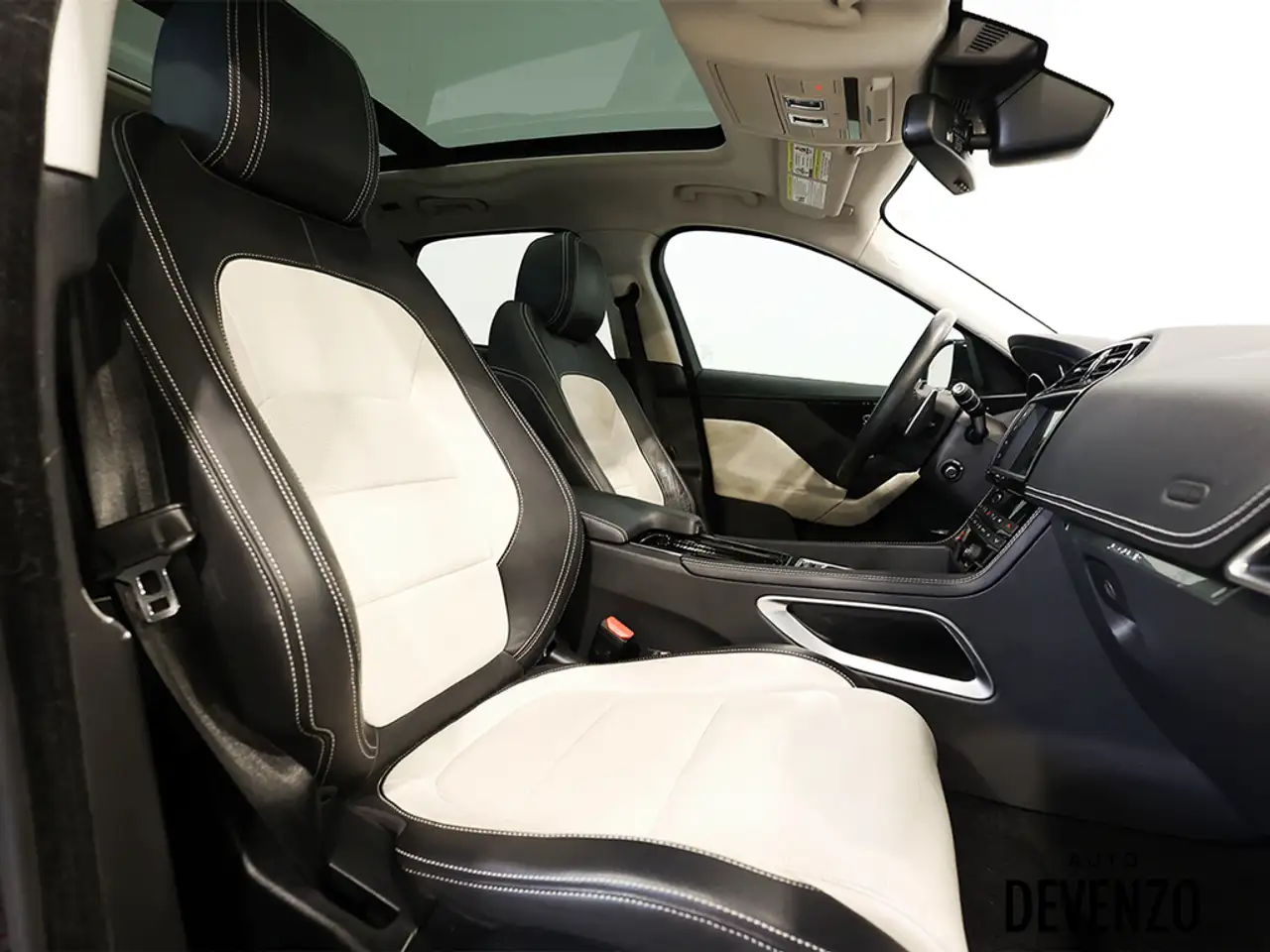 Jaguar F-Pace fotografie Jaguar F-Pace