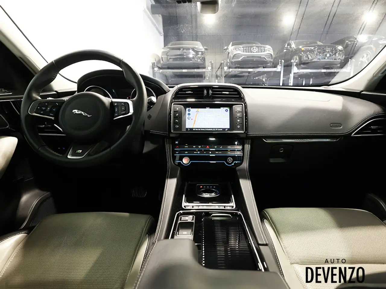 Jaguar F-Pace fotografie Jaguar F-Pace