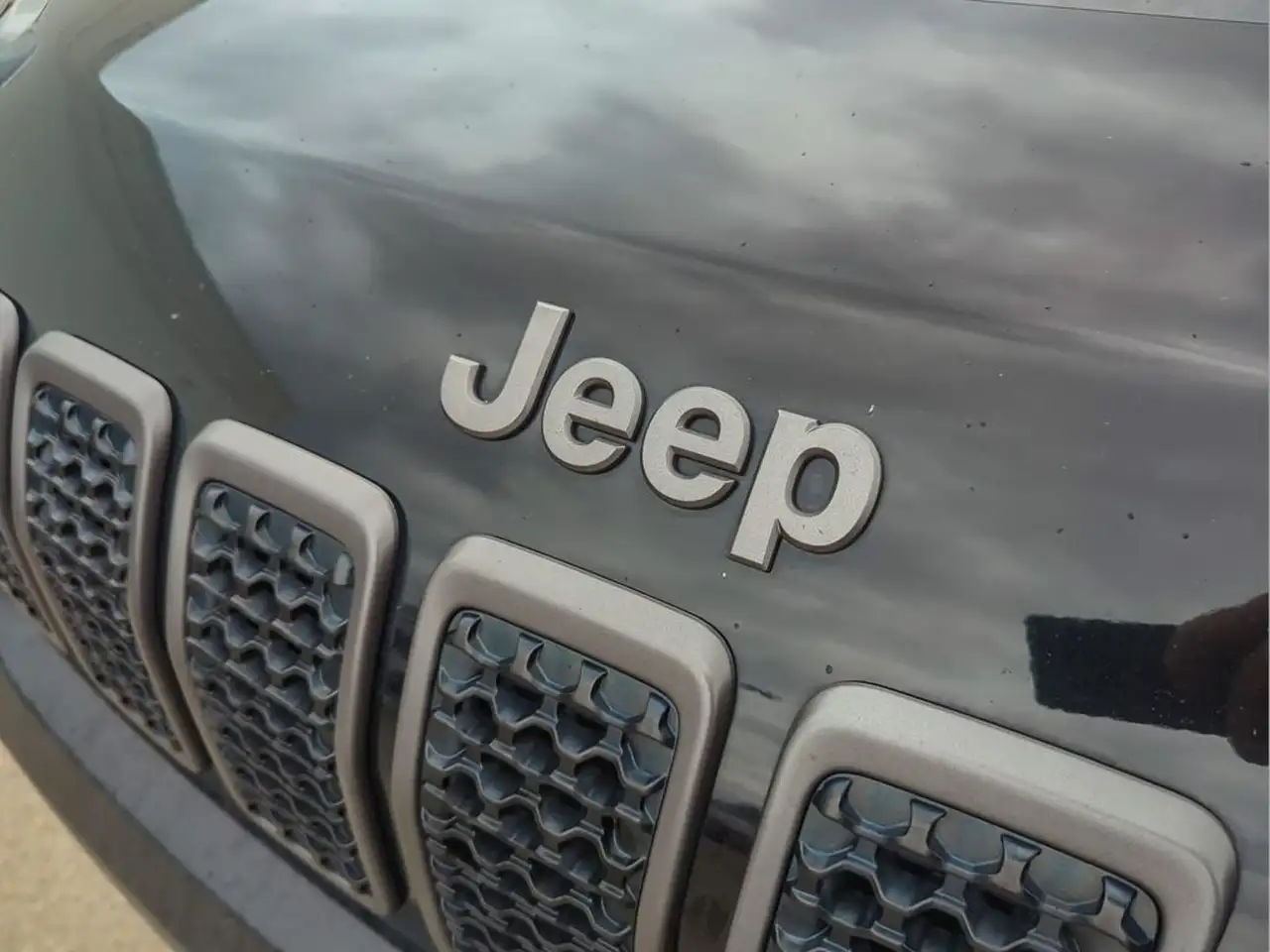 Jeep Cherokee снимка Jeep Cherokee