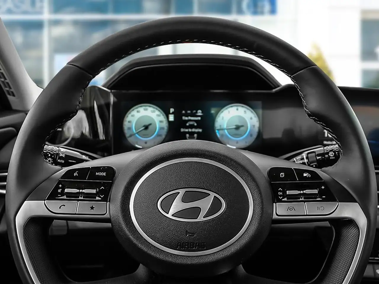 Hyundai ELANTRA снимка Hyundai ELANTRA