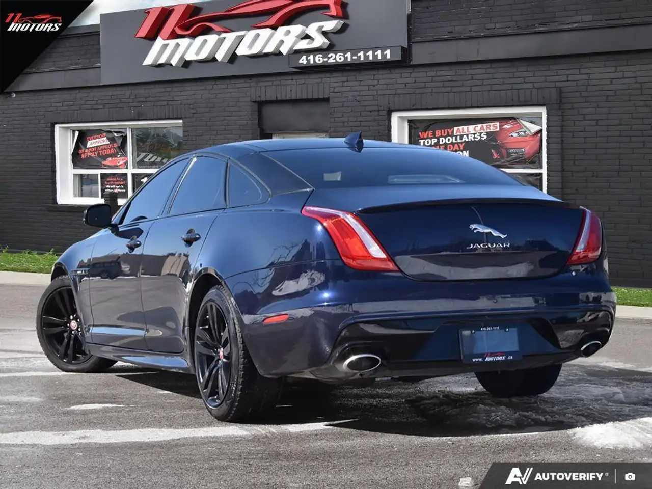 Jaguar XJ photo Jaguar XJ