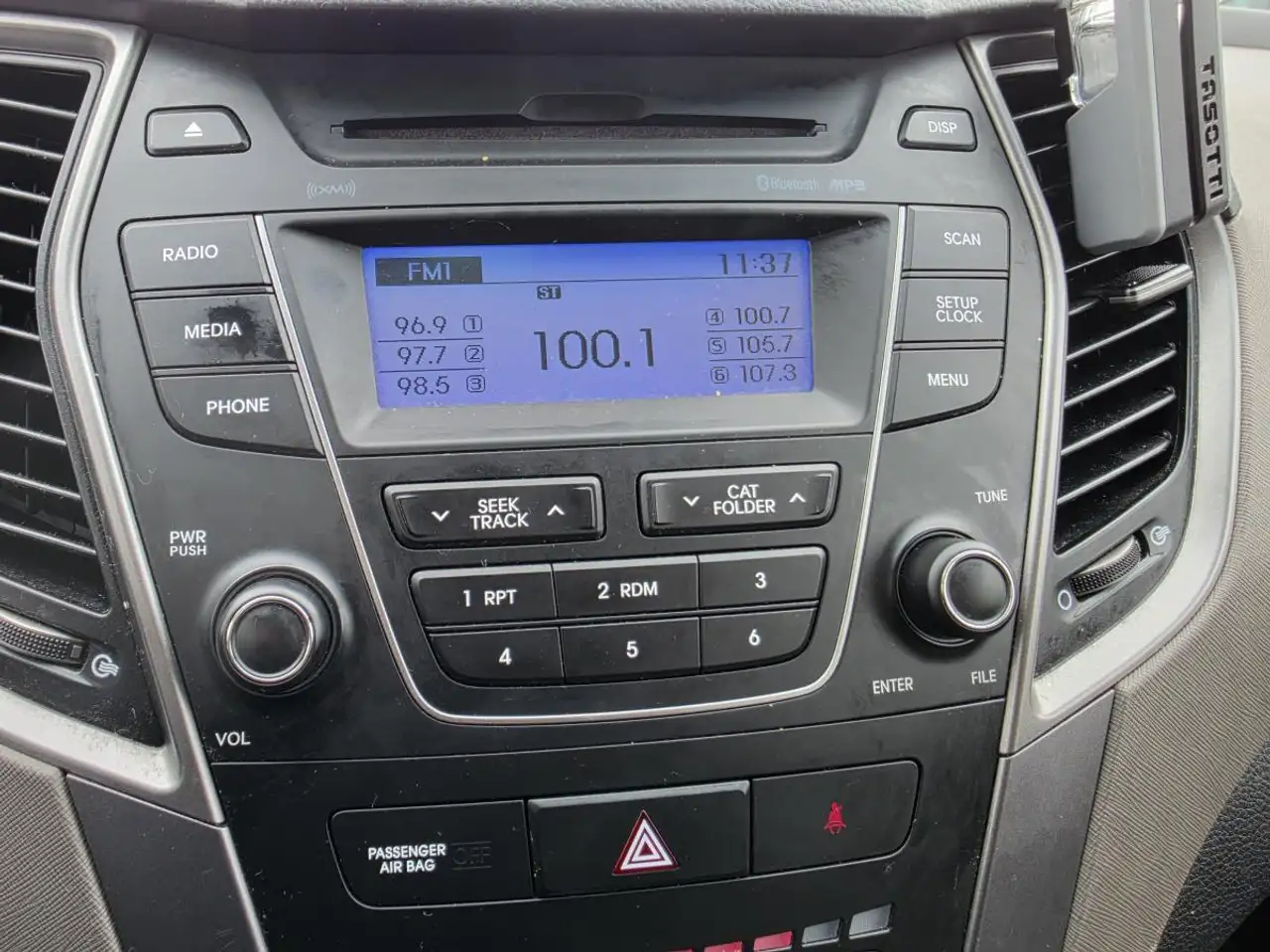Hyundai SANTA FE снимка Hyundai SANTA FE